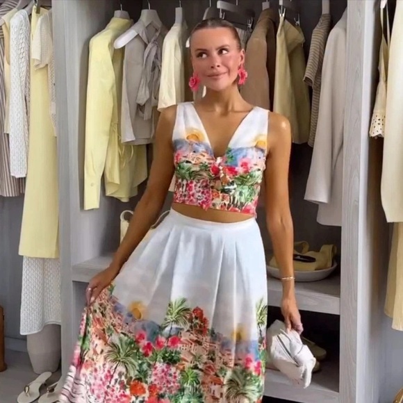 ZARA NEW SS25 WOMAN PRINTED TOP - Picture 13 of 15